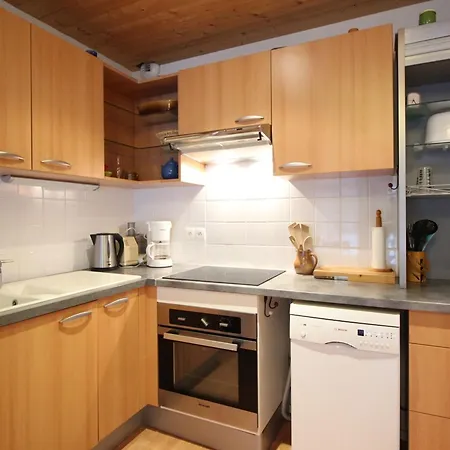 Daire F3 Confortable Avec Terrasse Et Parking Au Mont-dore, Jusqu'a 5 Couchages - Fr-1-415-169 Le Mont-Dore